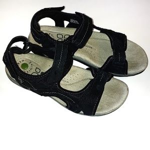 Women's Earth Origins, Sandal